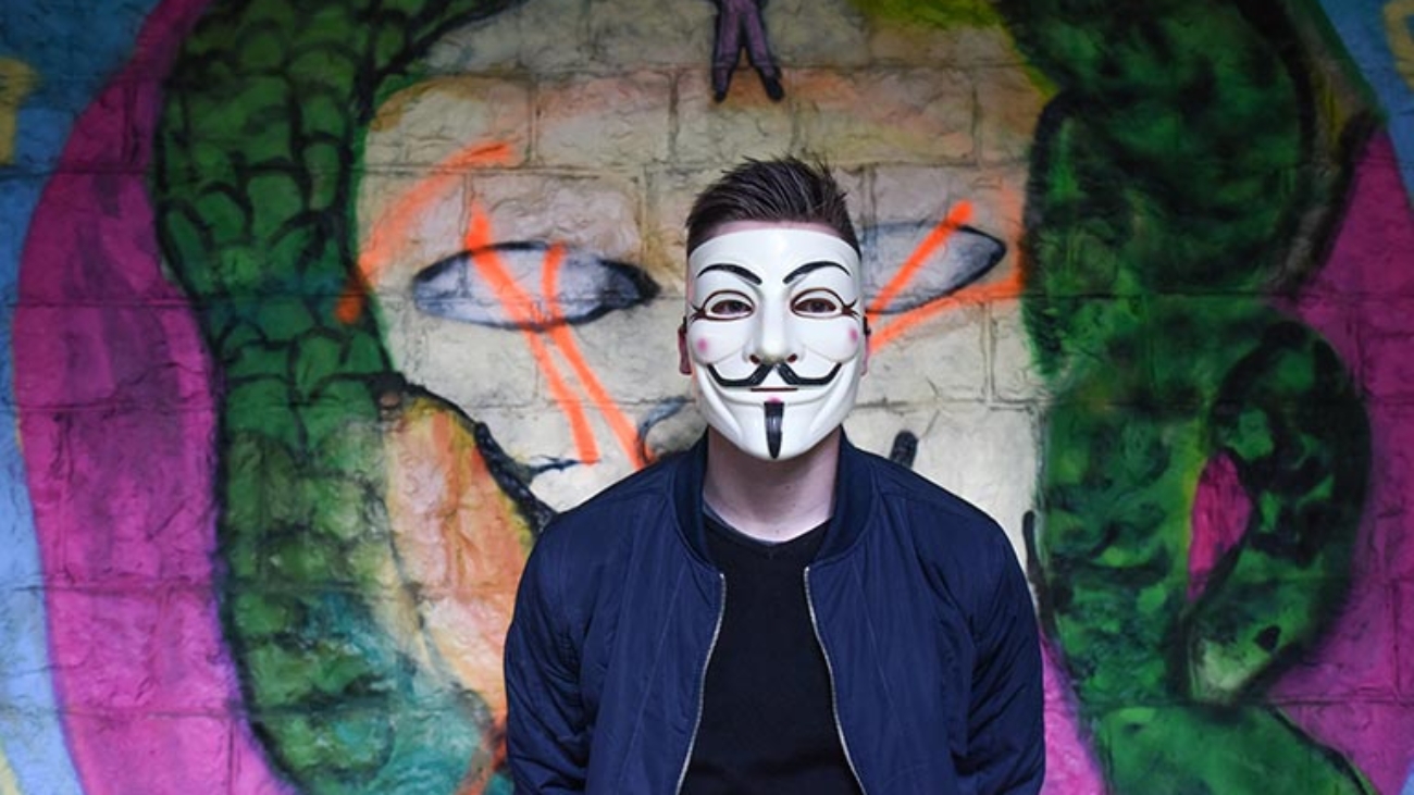 man-boy-urban-explore-male-youth-1412380-pxhere