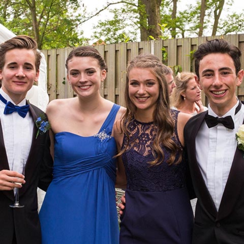 man-suit-girl-boy-male-europe-230651-pxhere