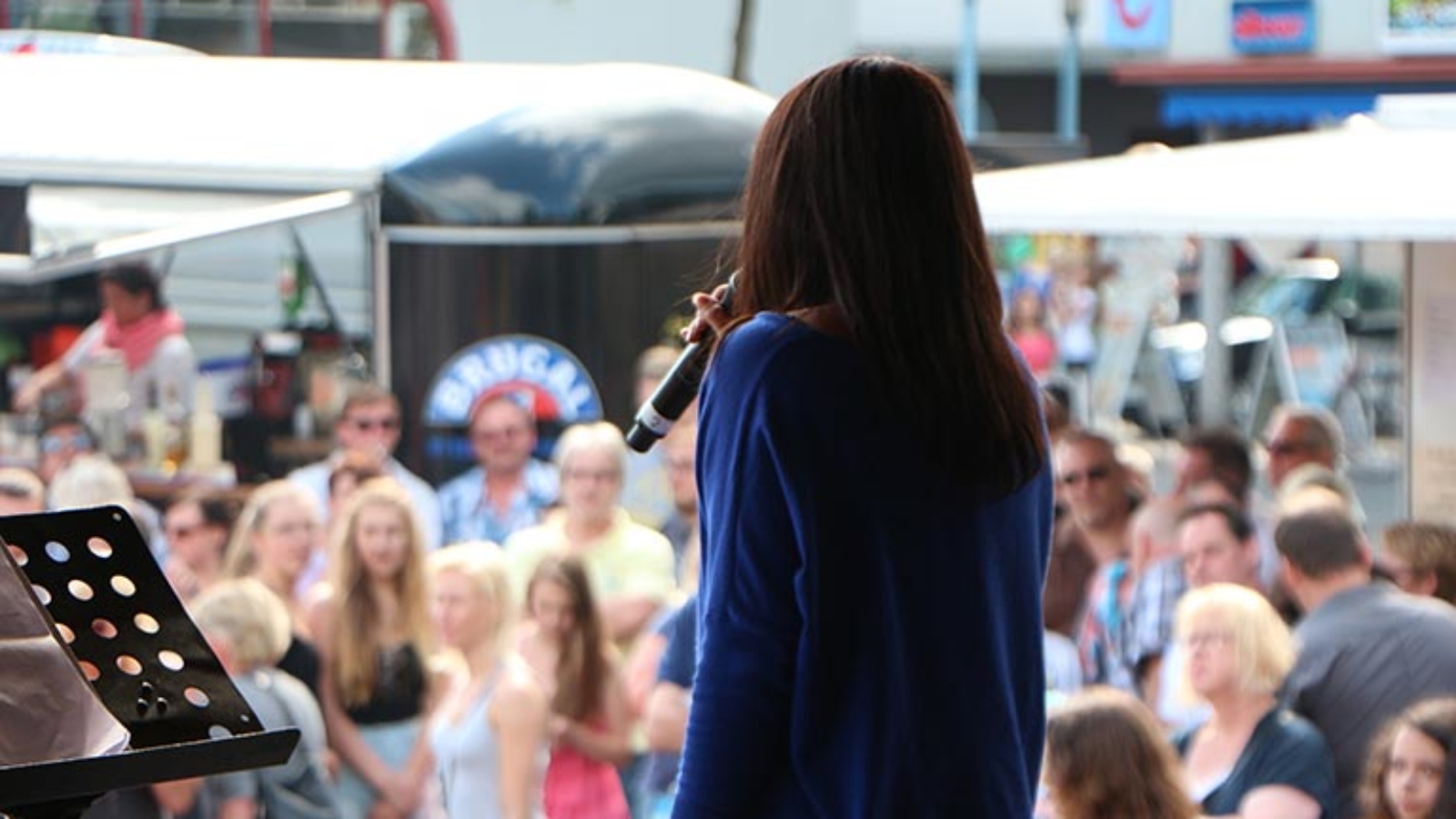 music-people-crowd-concert-singer-live-851294-pxhere